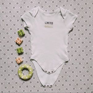 Early Days - Short Sleeved Bodysuit Onesie
